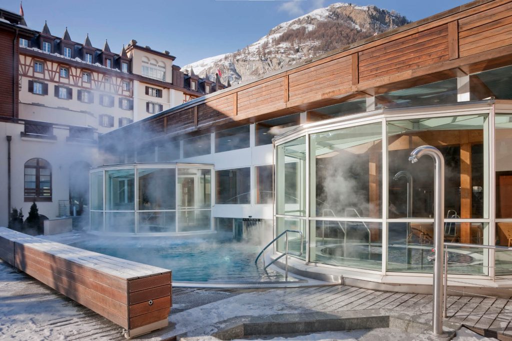 Outdoor pool of the Mont Cervin Palace in Zermatt