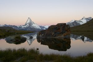 Stellisee mit Matterhornspiegelung