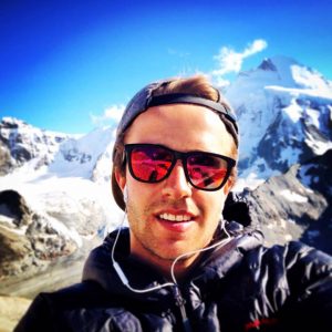 Ski instructor ski school Zermatt Nathan Taugwalder. (c) Swiss Ski and Snowboard School Zermatt