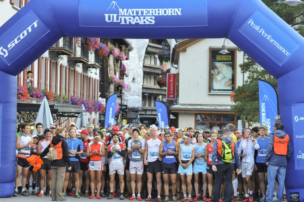 Participants Ultraks 2016 am Start