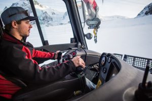 Pistenbully fahren in Zermatt