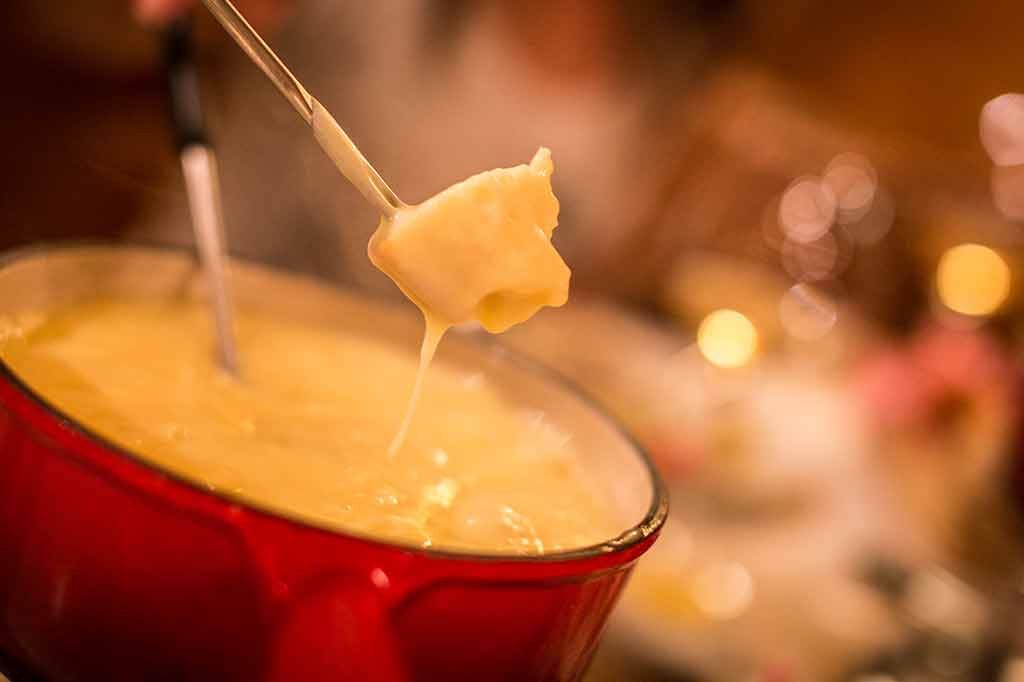 traditionnelle fondue au fromage