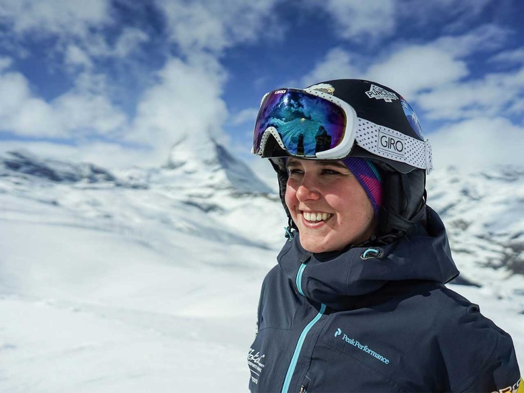 Portrait von Skilehrerin Nadine