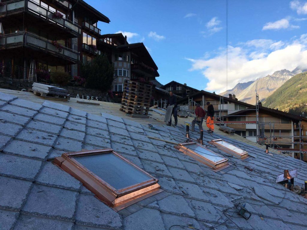 Dacharbeiten auf dem Boutique Hotel 22 SUMMITS