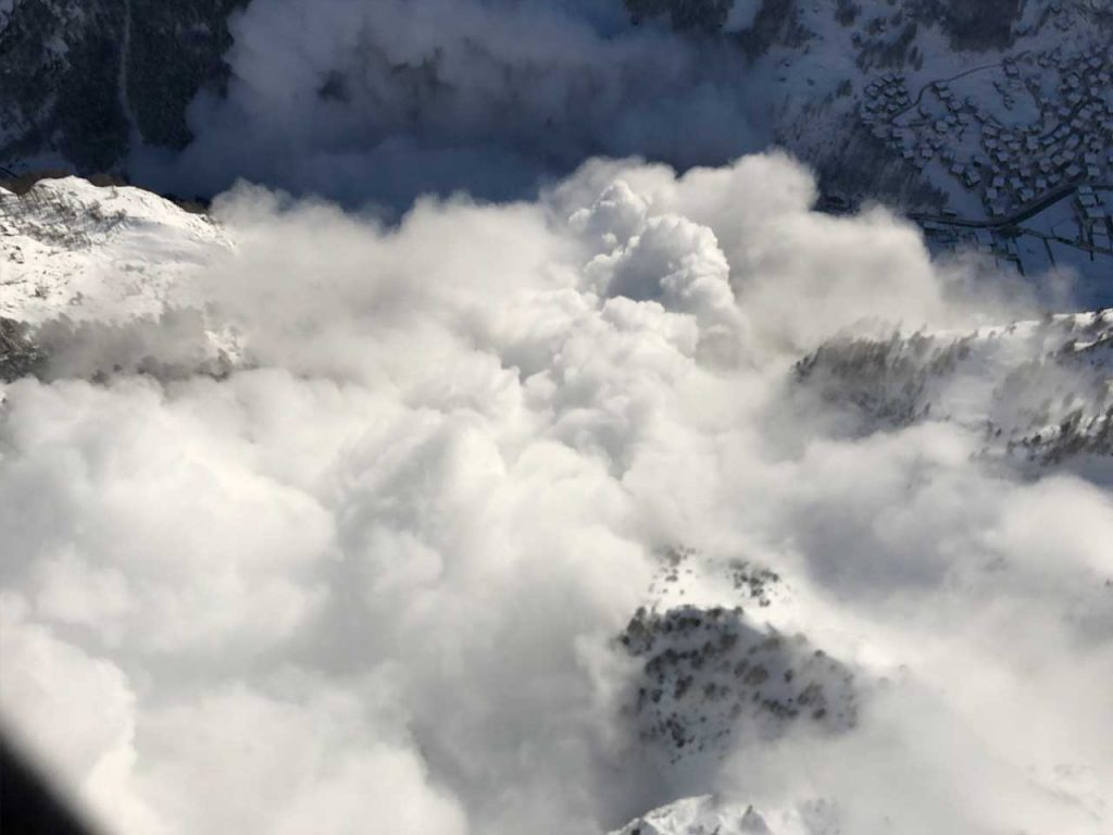 enormer Lawinenabgang