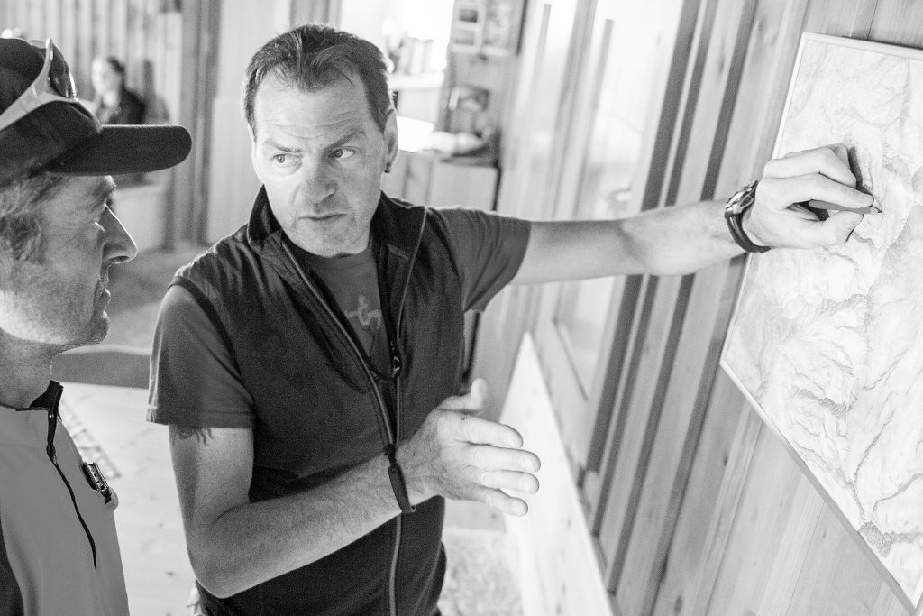 Auskunft über die Verhältnisse am Berg. © Micha Bardy