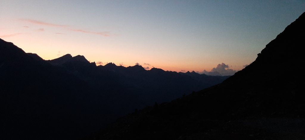 Aussicht von der Domhütte während Sonnenuntergang