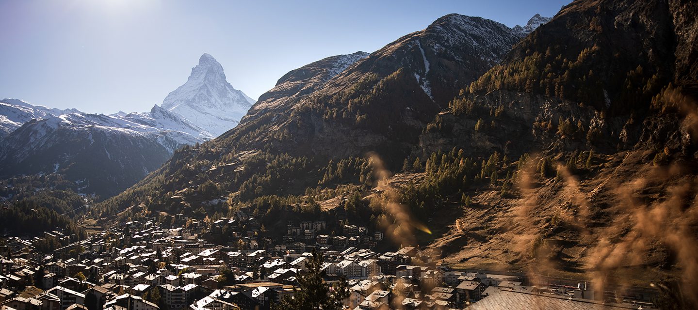 Das Zermatter Dorf im Herbst unter dem Matterhorn Copyright: ©Pascal Gertschen