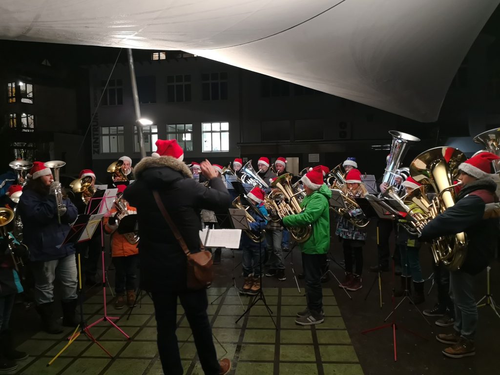 Tuba Christmas mit Ueli Kipfer
