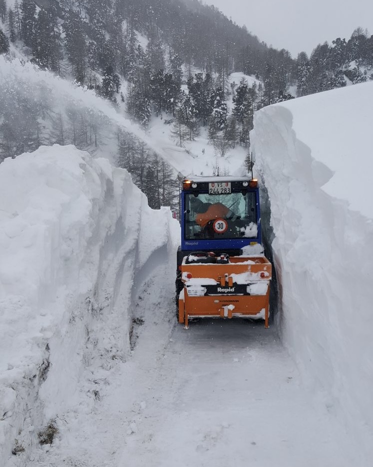 Der Schnee wird geräumt ©Einwohnergemeinde Zermatt